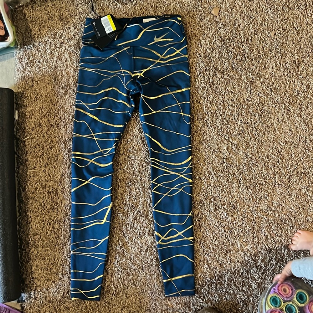 Nike leggings